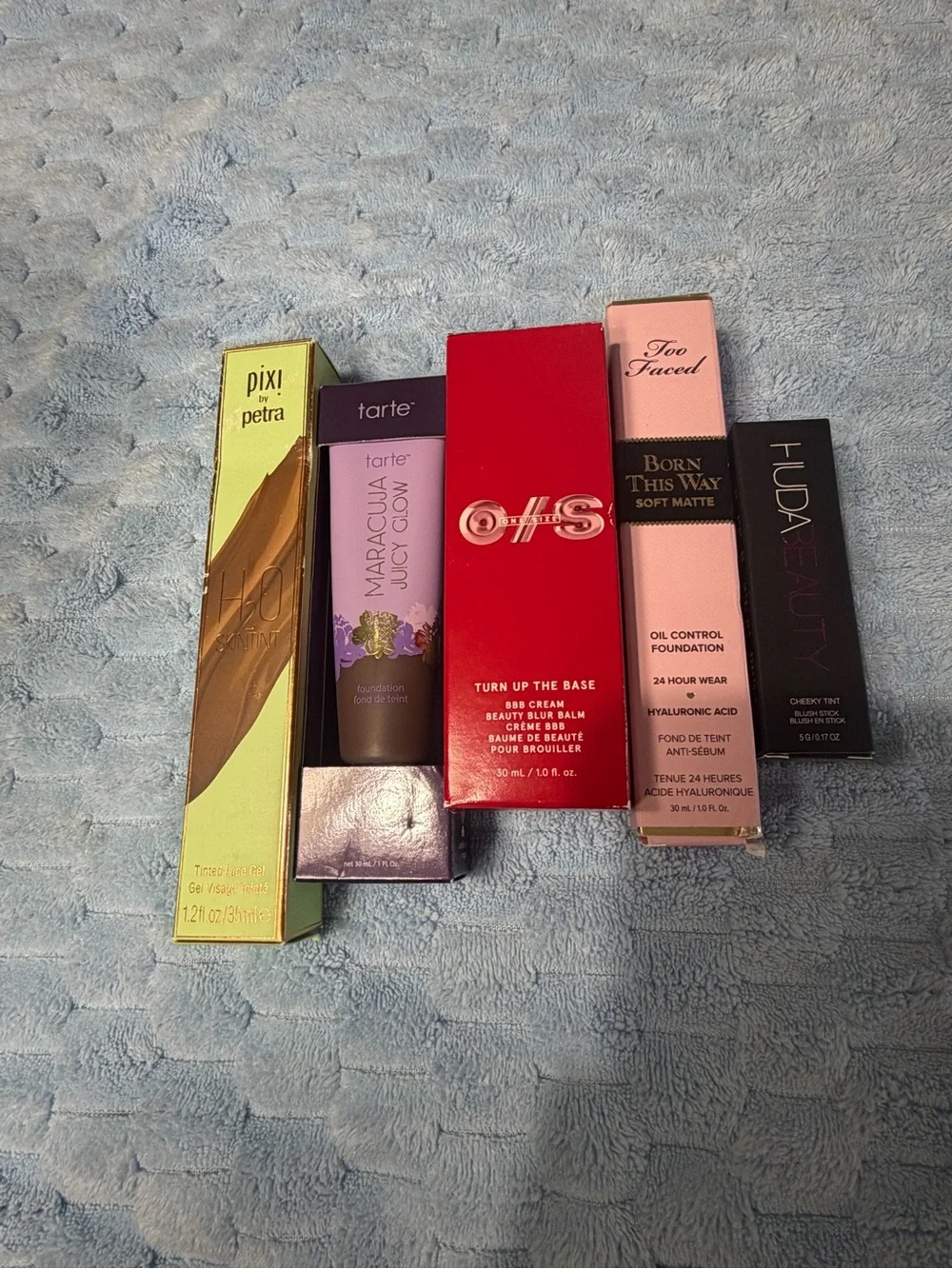 $175MSRP  18 PIECE Beauty Bundle Makeup Exfoliant Skincare 4 JUST $2 A Piece!!!